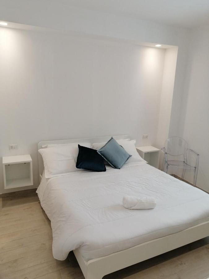A Casa Di Maghi Hotel Olbia Buitenkant foto