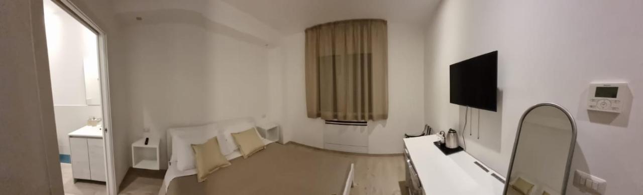 A Casa Di Maghi Hotel Olbia Buitenkant foto