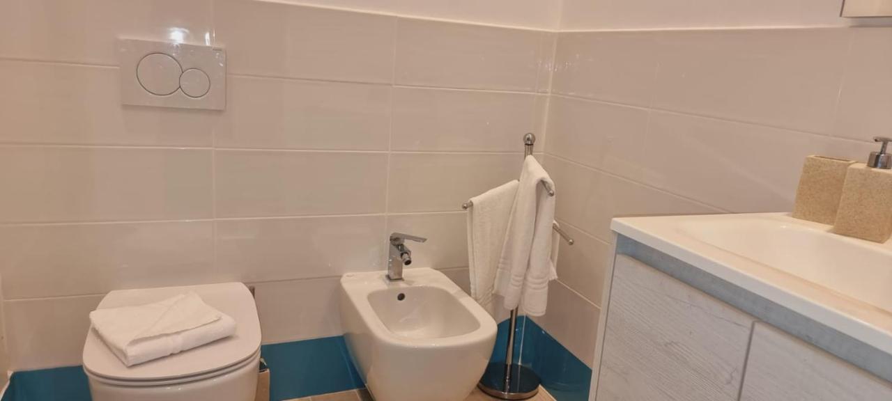 A Casa Di Maghi Hotel Olbia Buitenkant foto