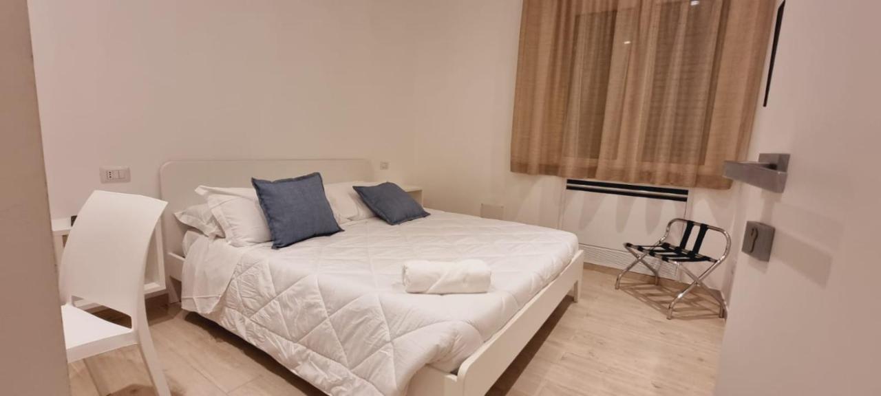A Casa Di Maghi Hotel Olbia Buitenkant foto
